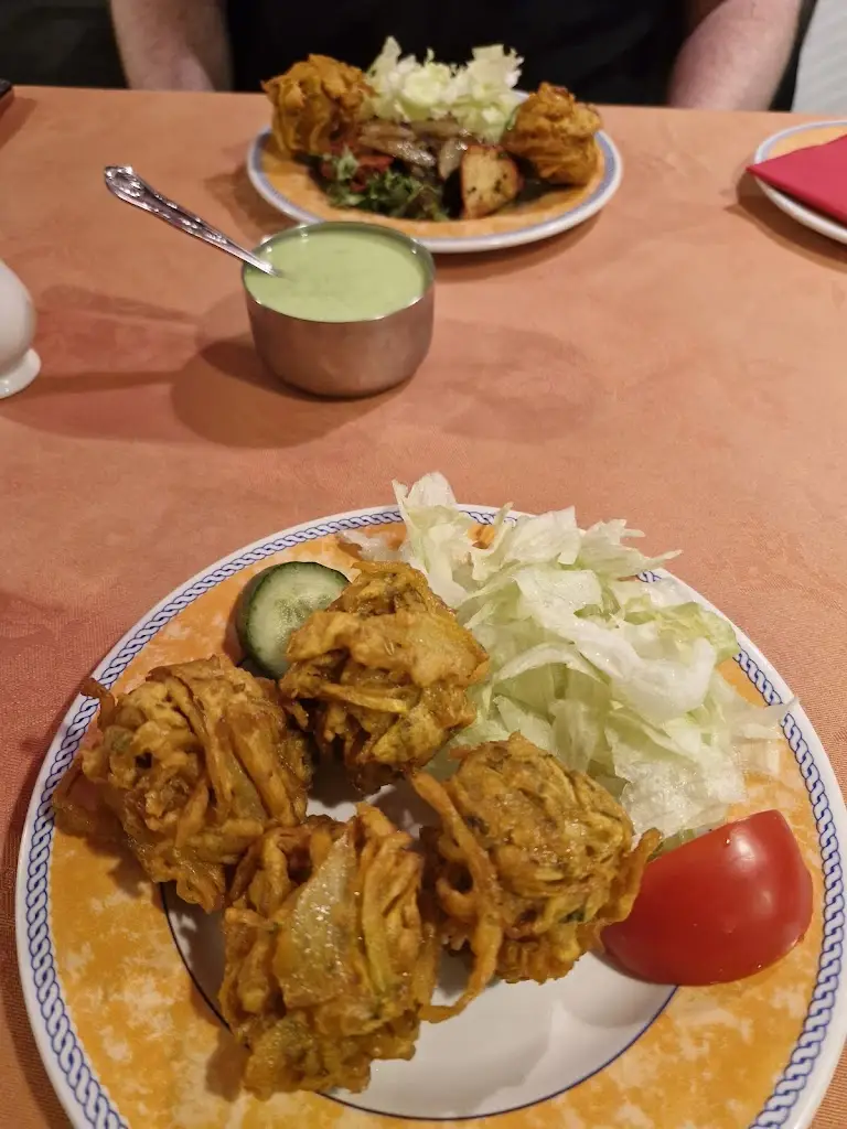 Pamela Skinner-Rye_Red Chillies_Blaenau-Ffestiniog_review