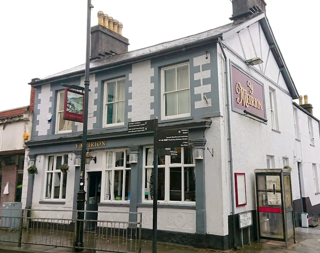 Meirion Vaults_Blaenau-Ffestiniog_slider_image_2