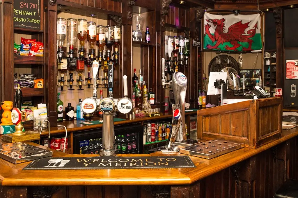 Meirion Vaults_Blaenau-Ffestiniog_slider_image_3