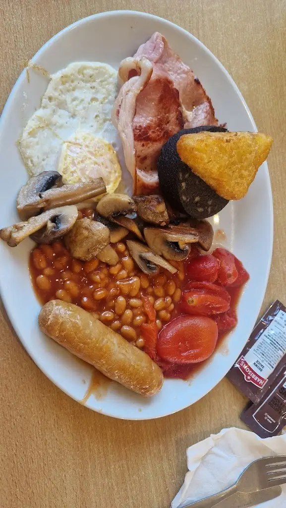 Rachel Fallon_Pantri Bach Cafe & Gift Shop_Abergele_review