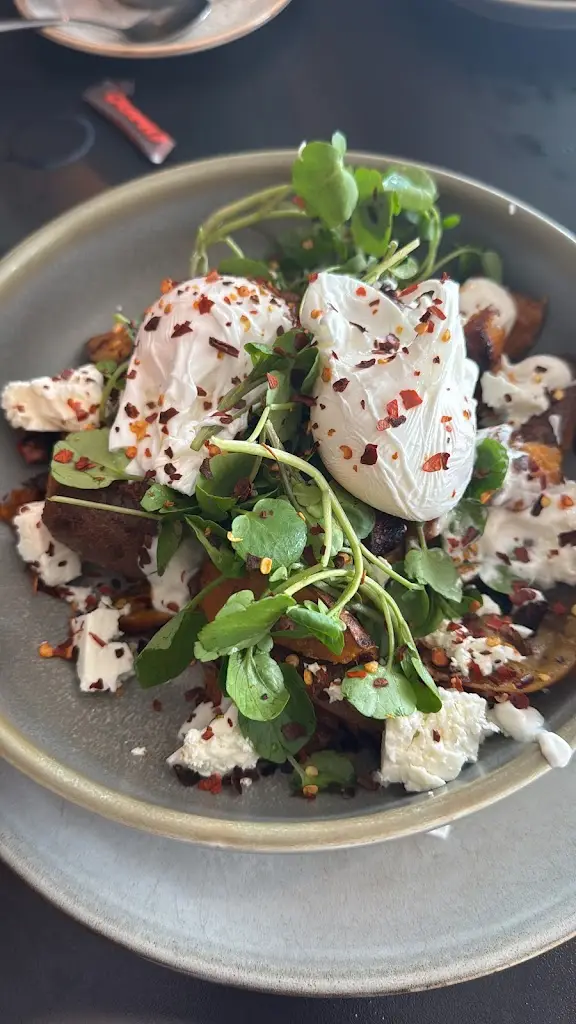 neil martin_Scoff & Patter_Bishopton_review