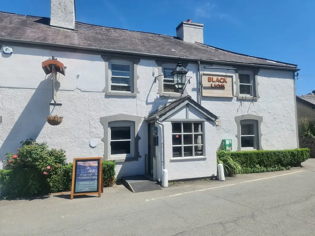 Black Lion_Abergele_slider_image_3