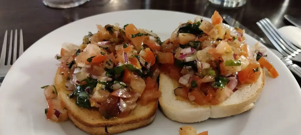 Menu_Laviano's Italian Restaurant_Bitton_image_8