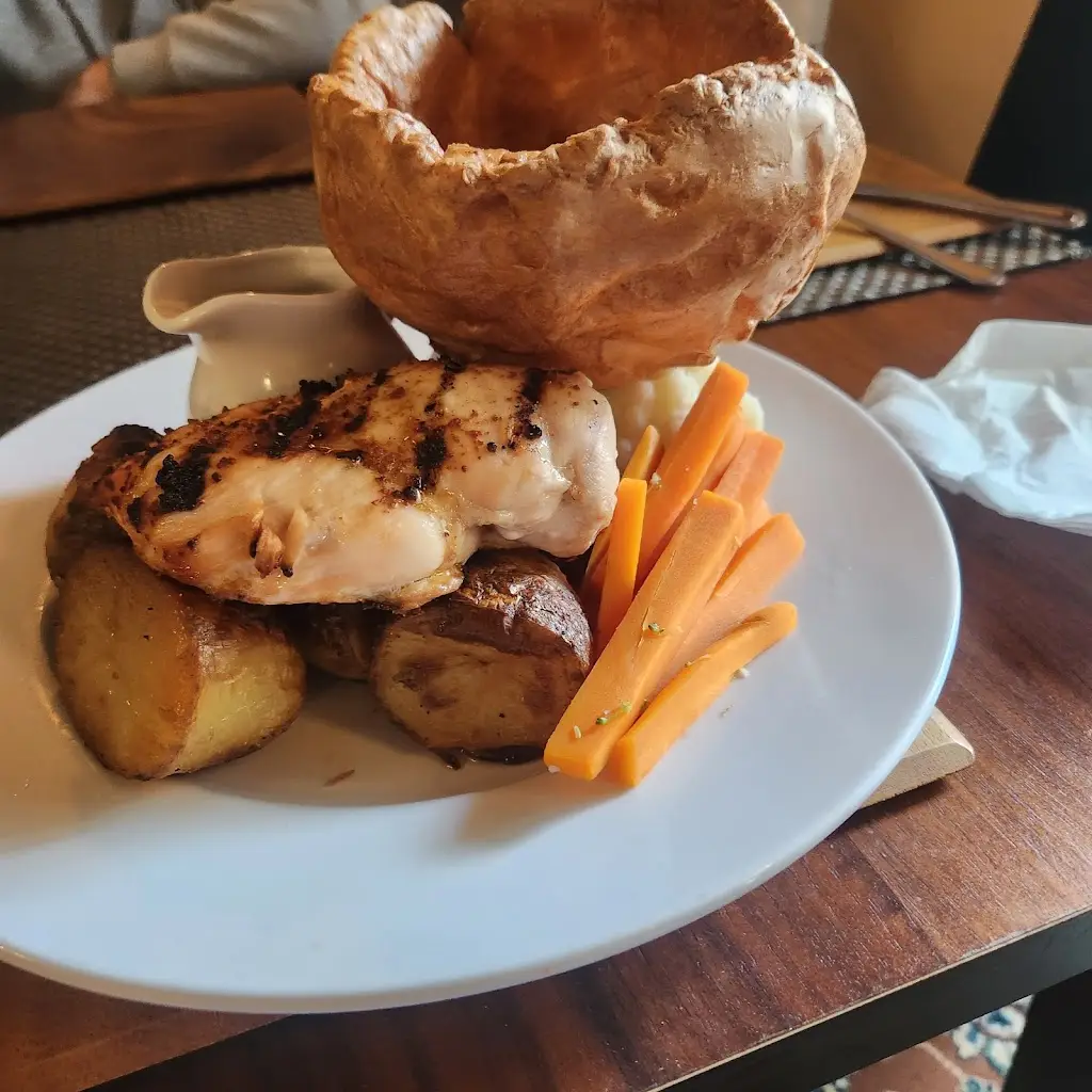 Andy Charnock_The Holland Arms_Abergele_review