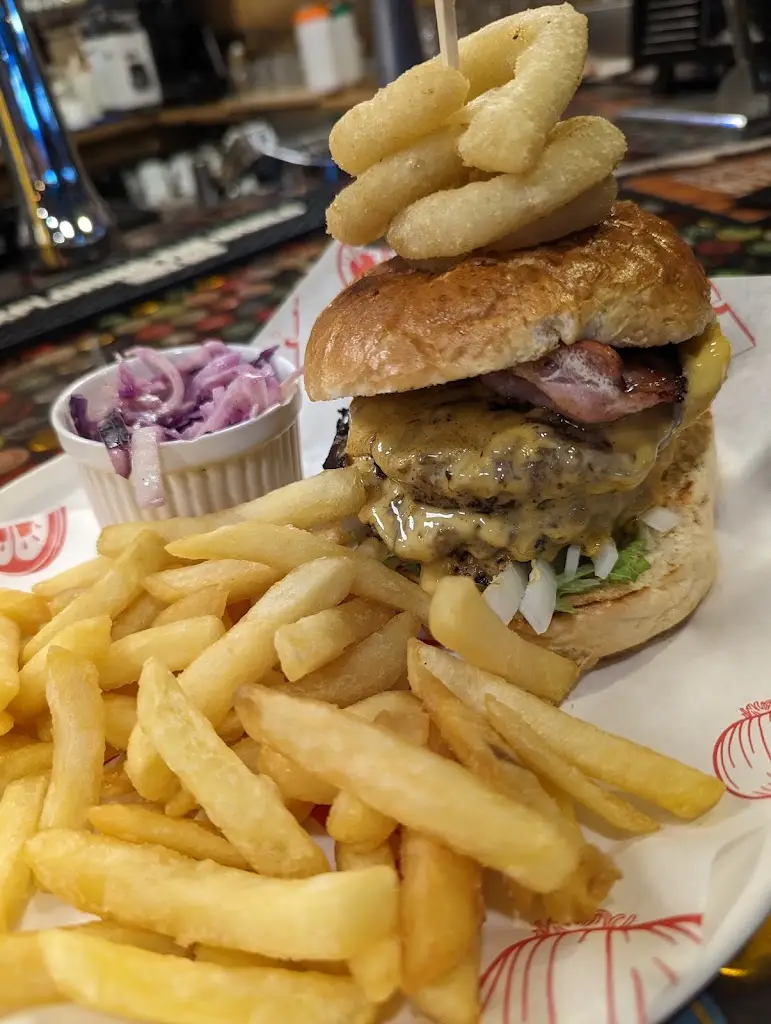 Browns Bar and Grill_Abergele_slider_image_2