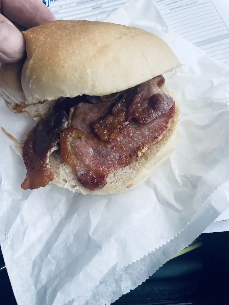 Gwyn Jones_buttybox abergele_Abergele_review