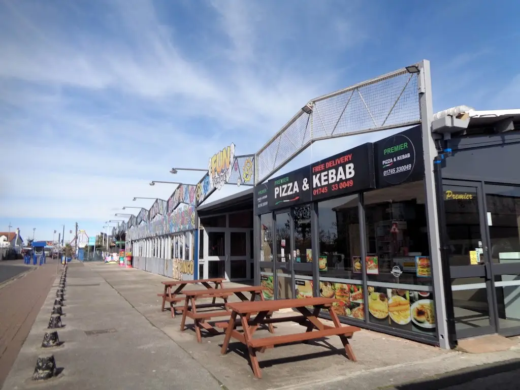 Premier Pizza & Kebab House restaurant in Abergele