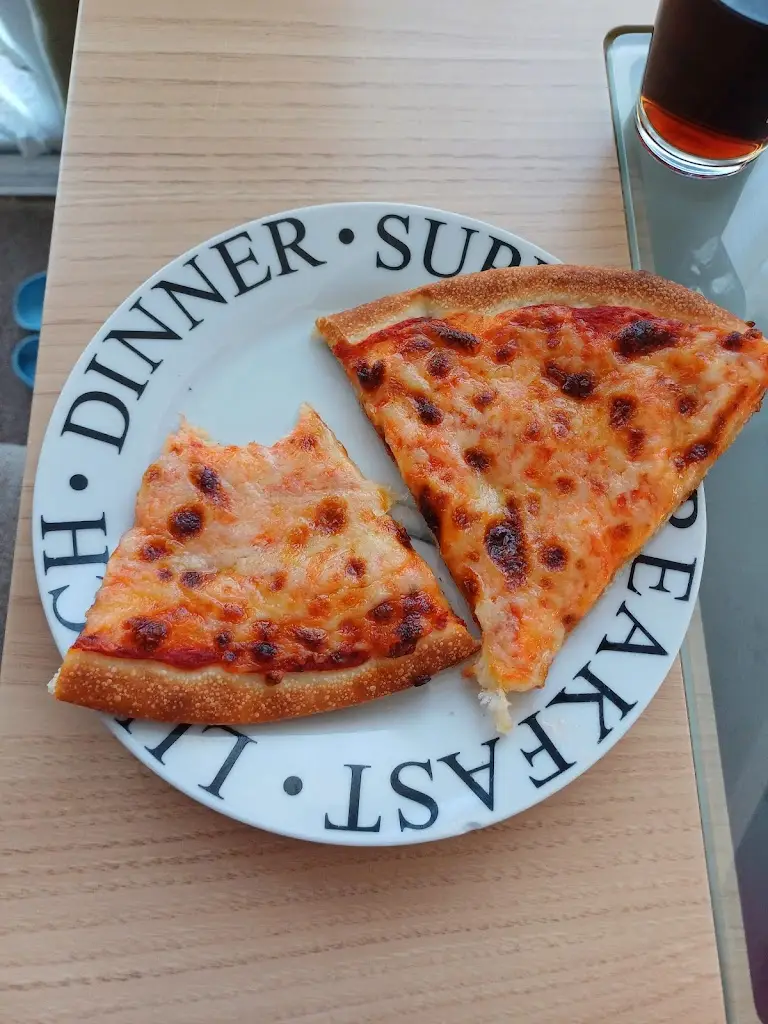 Premier Pizza & Kebab House_Abergele_slider_image_3