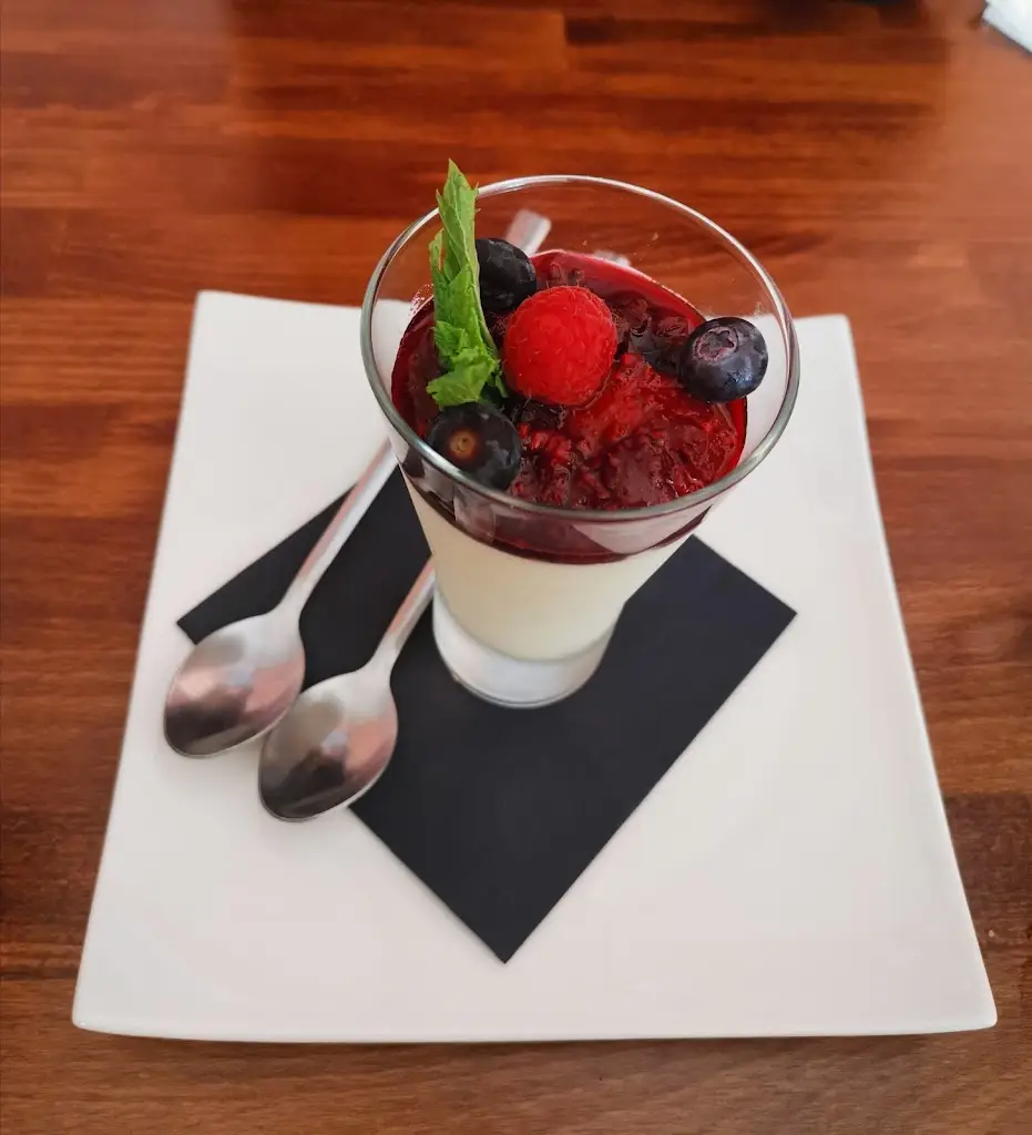 Menu_La Famiglia - Italian Restaurant Bristol_Bitton_image_6