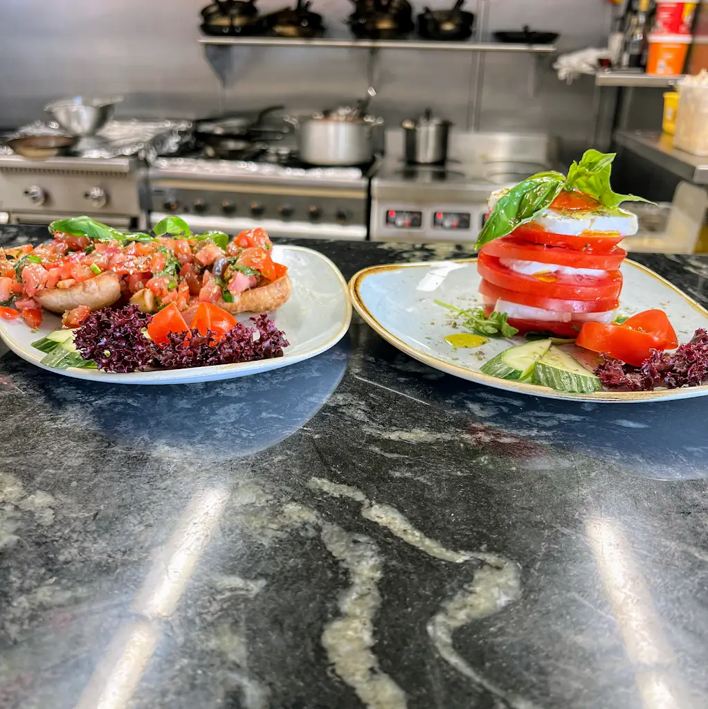 La Famiglia - Italian Restaurant Bristol_Bitton_slider_image_3