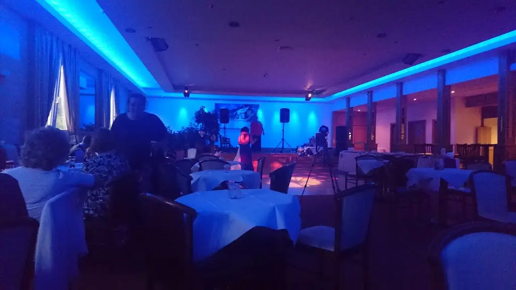 G2 restaurant in Blaengwynfi