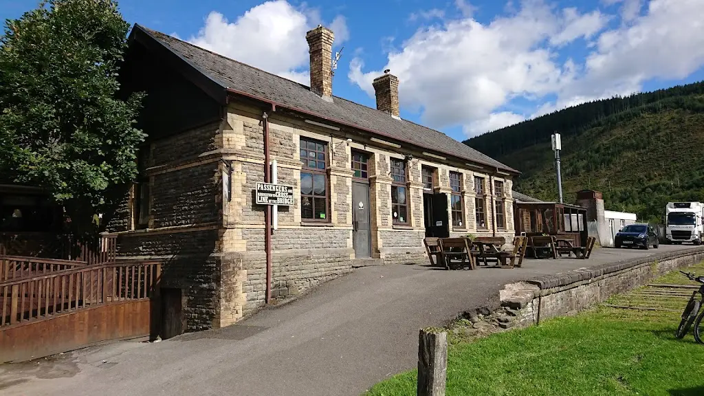 Refreshment Rooms_Blaengwynfi_slider_image_3