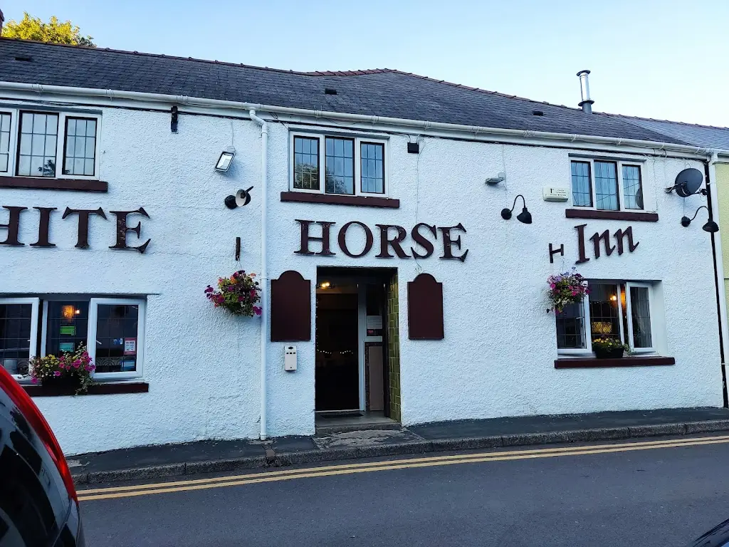 The Old White Horse Inn restaurant in Blaengwynfi