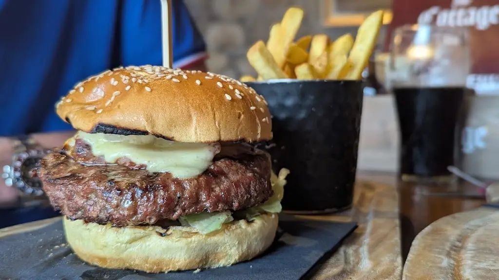 Cottage Inn_Ammanford_slider_image_3