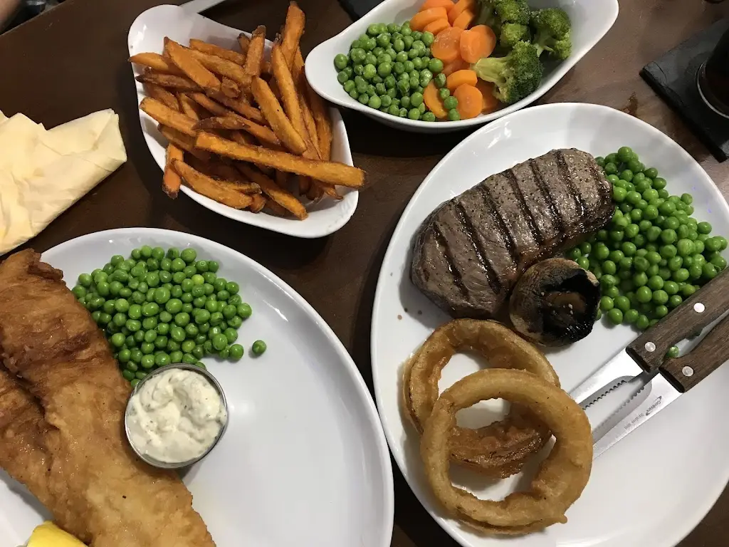 The Mount Bar and Grill_Ammanford_slider_image_3