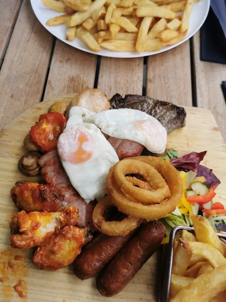 Menu_Old Cross Inn_Ammanford_image_5