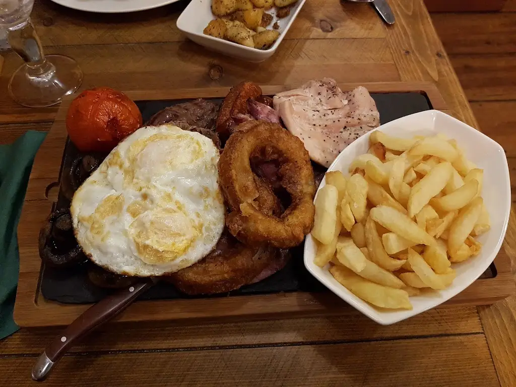 Menu_Kings Head Inn_Ammanford_image_3