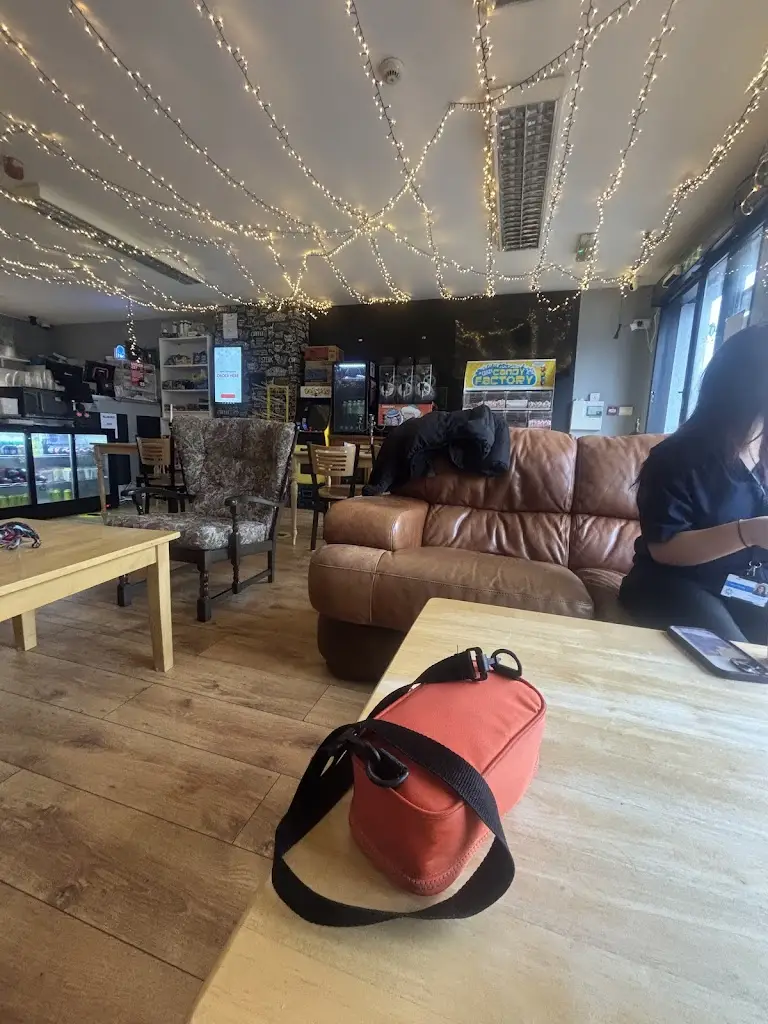 The Sweetie Hut_Ammanford_slider_image_1