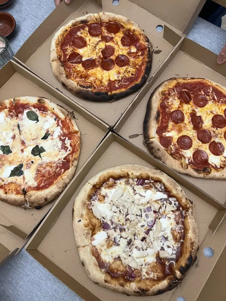 Menu_Slice Pizza_Ammanford_image_3