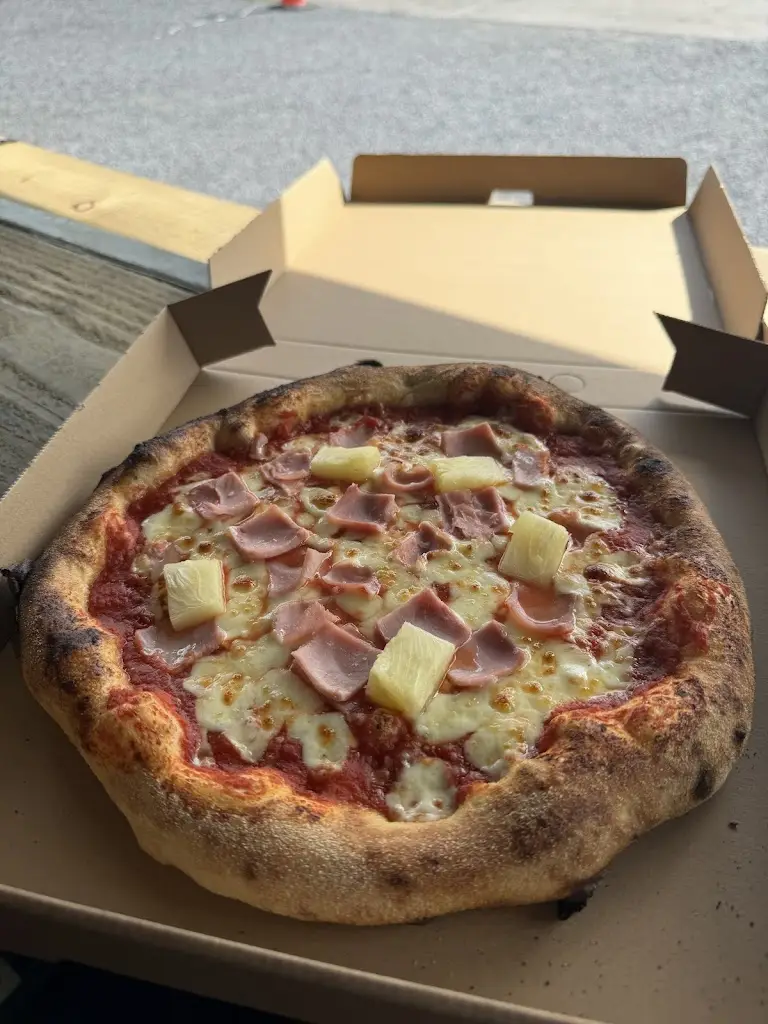 Menu_Slice Pizza_Ammanford_image_4