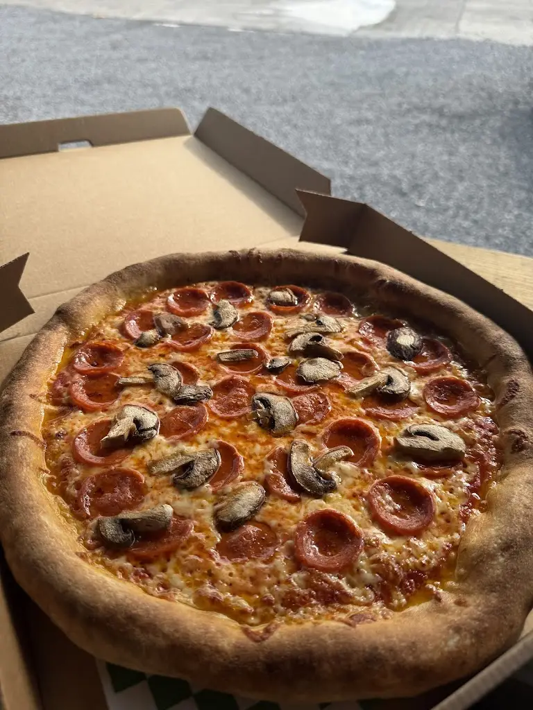 Slice Pizza_Ammanford_slider_image_1