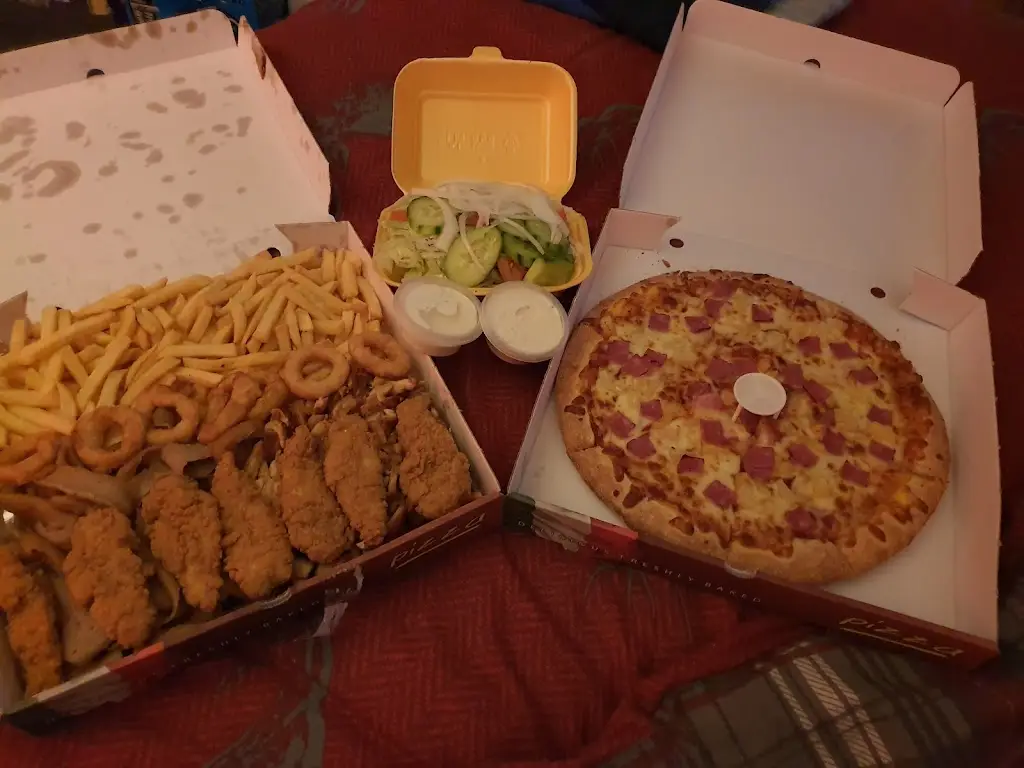 Melanie Williams_Grandes Pizza_Ammanford_review