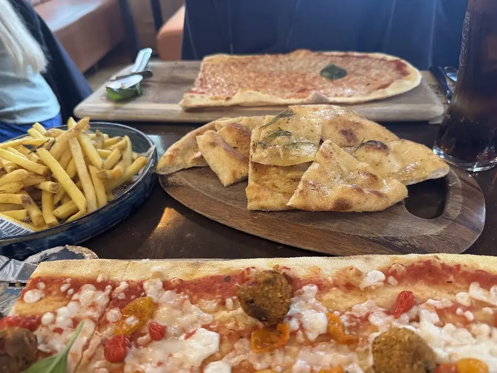 Marie Crutchley_Zizzi - Bow Street (Covent Garden)_Bow Street_reseña