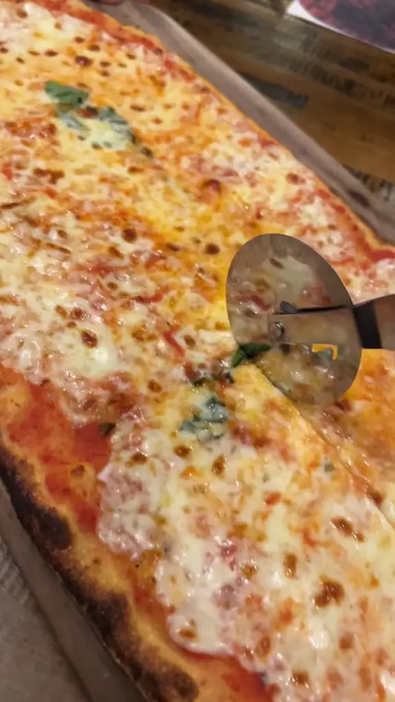 Zizzi - Bow Street (Covent Garden)_Bow Street_slider_image_2