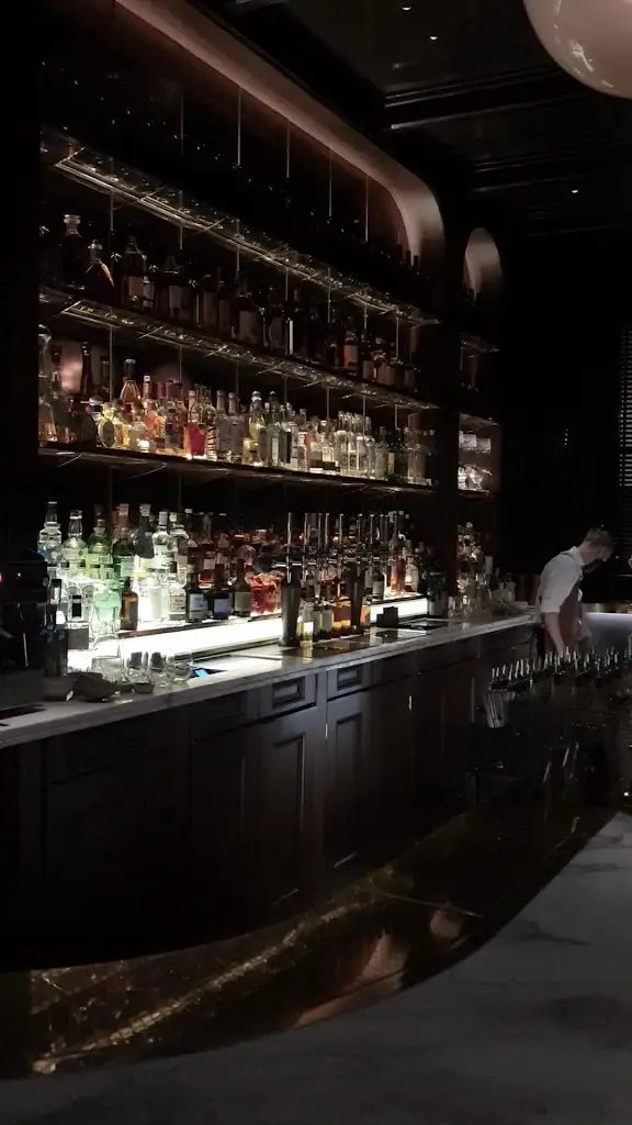 Side Hustle_Bow Street_slider_image_2