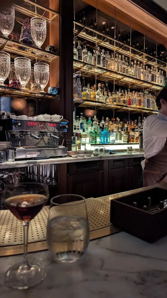 Side Hustle_Bow Street_slider_image_3