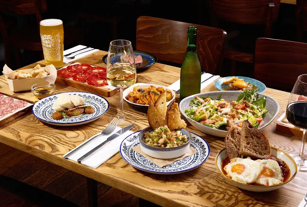 Bomba Tapas & Cocktails_Bishopston_slider_image_2