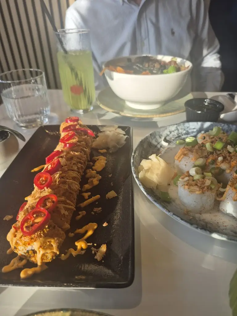 Monika Wolanin_Chi Bristol_Bishopston_review