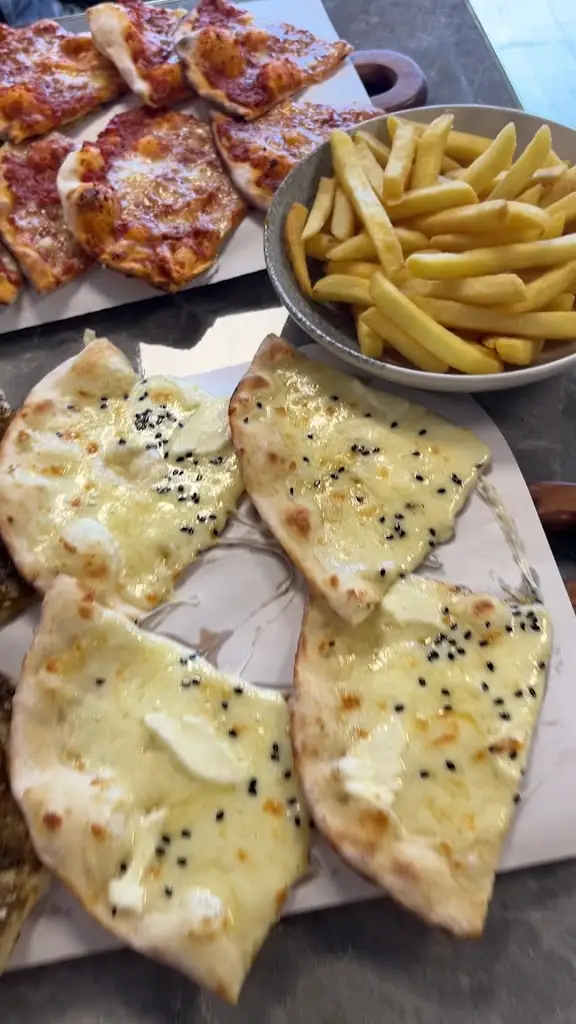 Bashar Alshihabi_Etta Restaurant_Bishopston_review