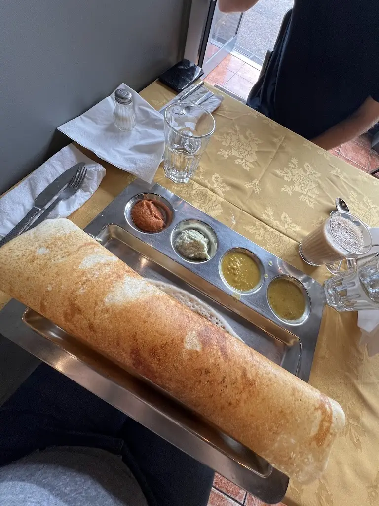 Andrea Fernandes_Knife & Fork Cafe_Bishopsworth_review