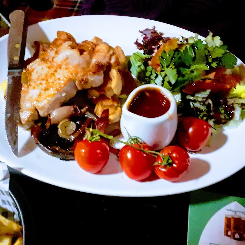 Menu_Tregib Arms_Brynamman_image_5