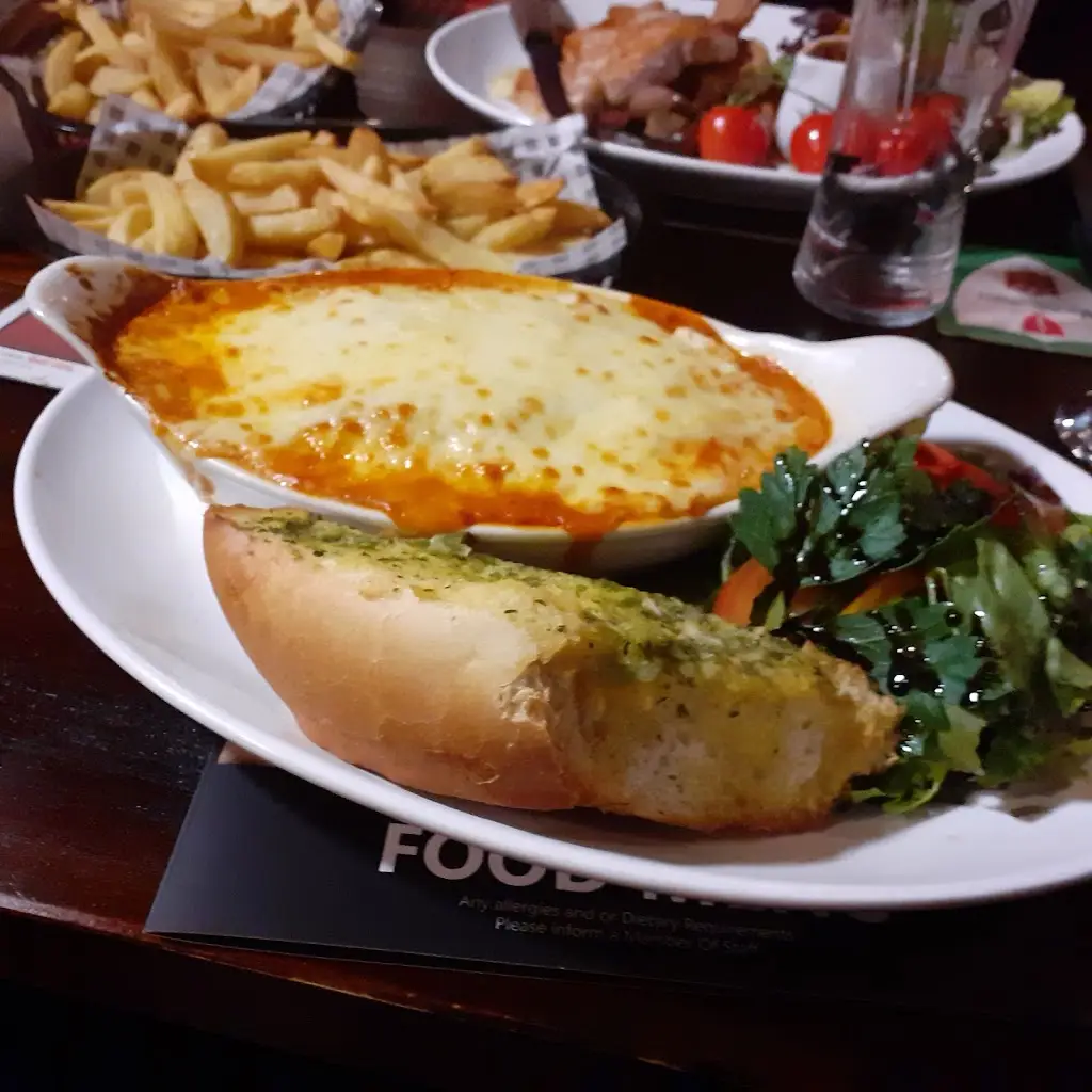 Menu_Tregib Arms_Brynamman_image_6