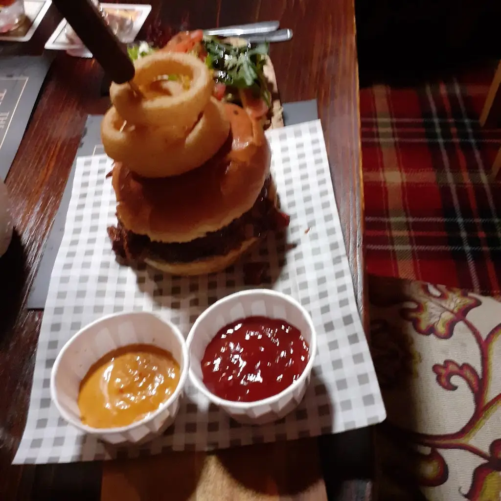 Menu_Tregib Arms_Brynamman_image_8