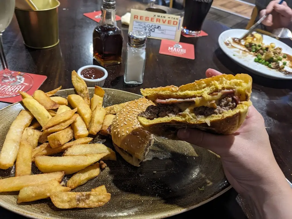 Robyn Brooke_Kings Head_Brymbo_review