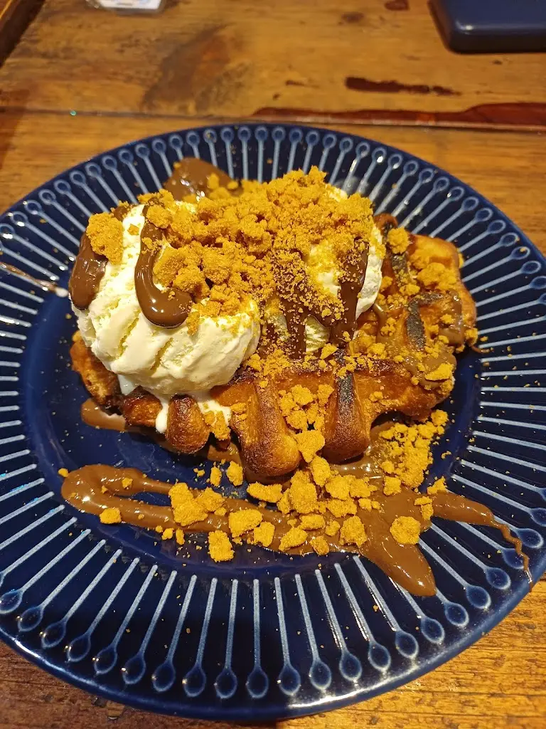 Kasia C._The Foundry Bar, kitchen and Music Venue_Brecon_review