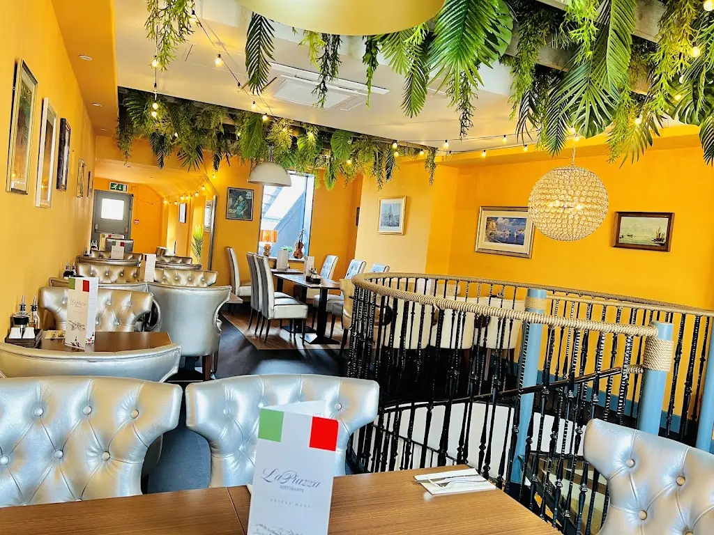 La Piazza Ristorante restaurant in Brecon