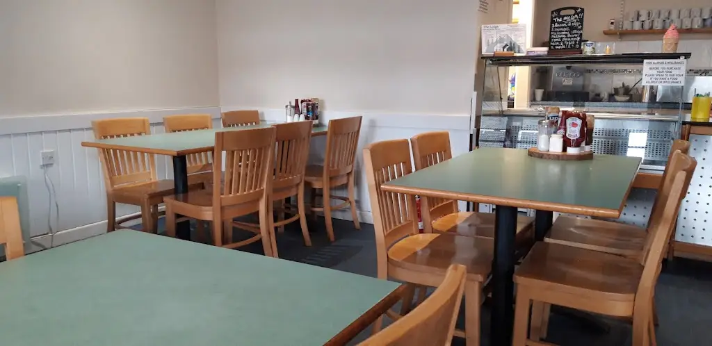 Lodge Cafe_Briton Ferry_slider_image_3