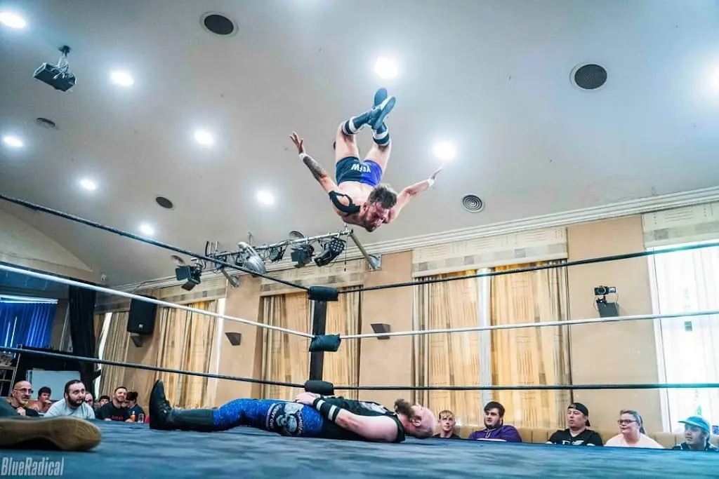 Daniel Thomas_Briton Ferry Workingmen's Club_Briton Ferry_review