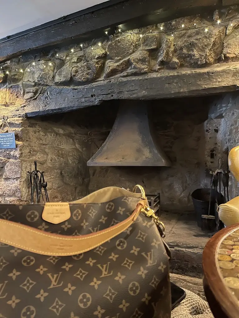 Danniil Mulvanerty_The Travellers Rest_Caerphilly_review