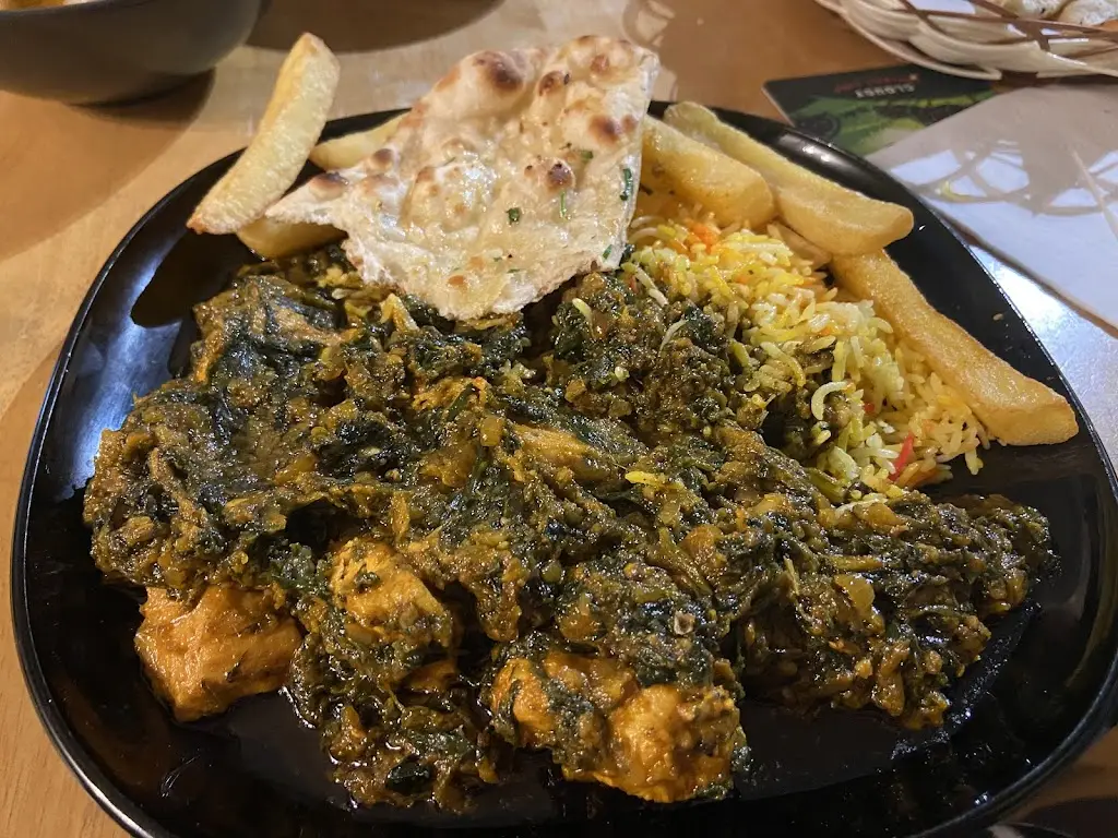 K G_The Grapes Bar and Grill_Bilston_review