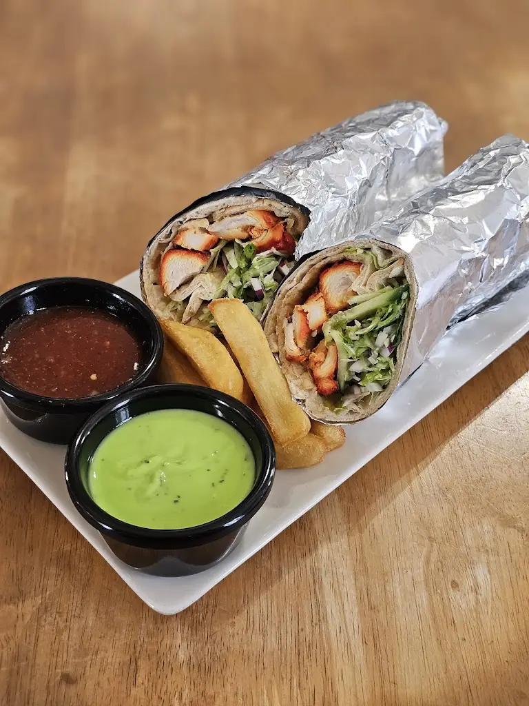 The Grapes Bar and Grill_Bilston_slider_image_3