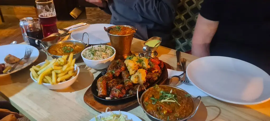 Liam Wright_The Fiery Grill & Curry_Bilston_review