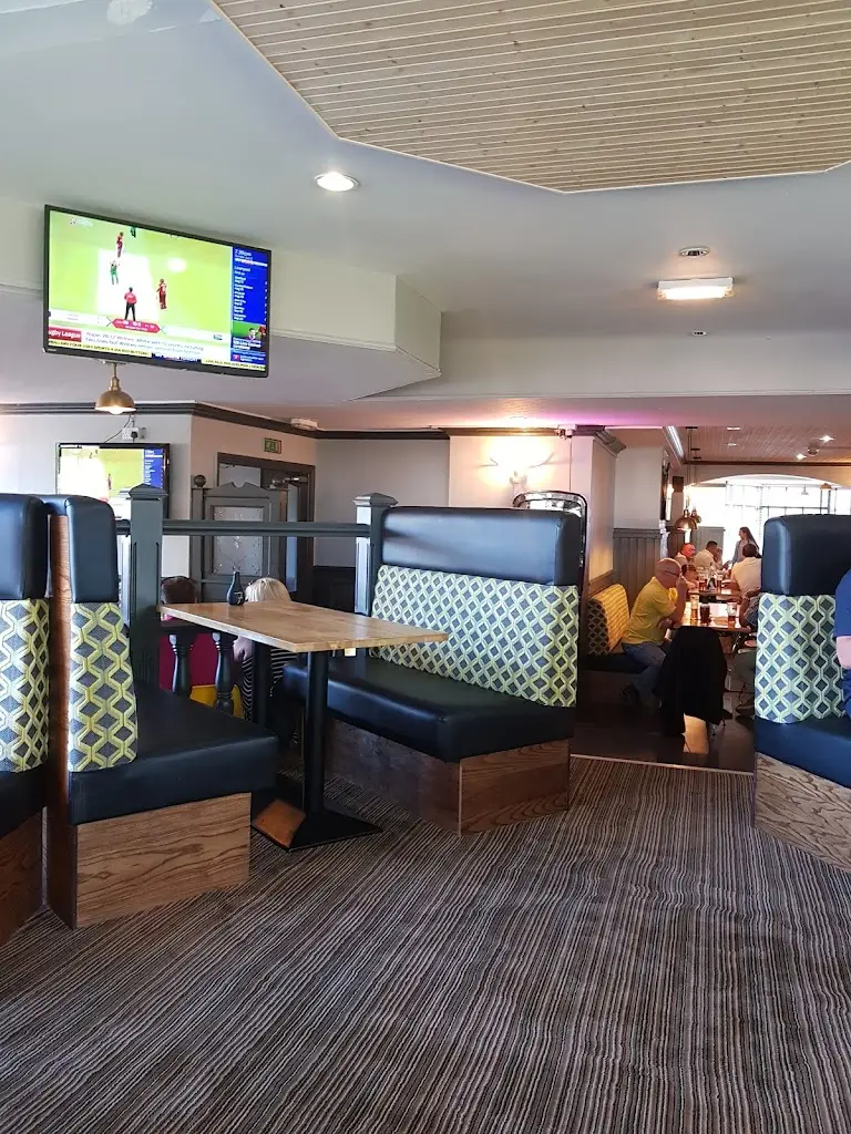 The Fiery Grill & Curry_Bilston_slider_image_1