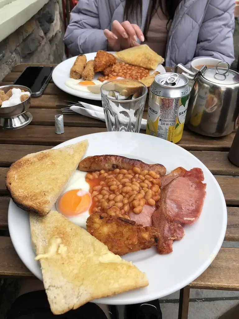 Menu_Caban-Y-Pair_Betws-y-Coed_image_5