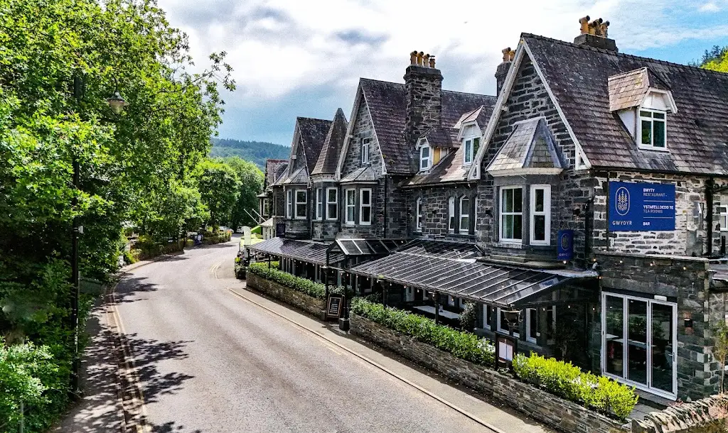 Gwydyr Hotel restaurant in Betws-y-Coed