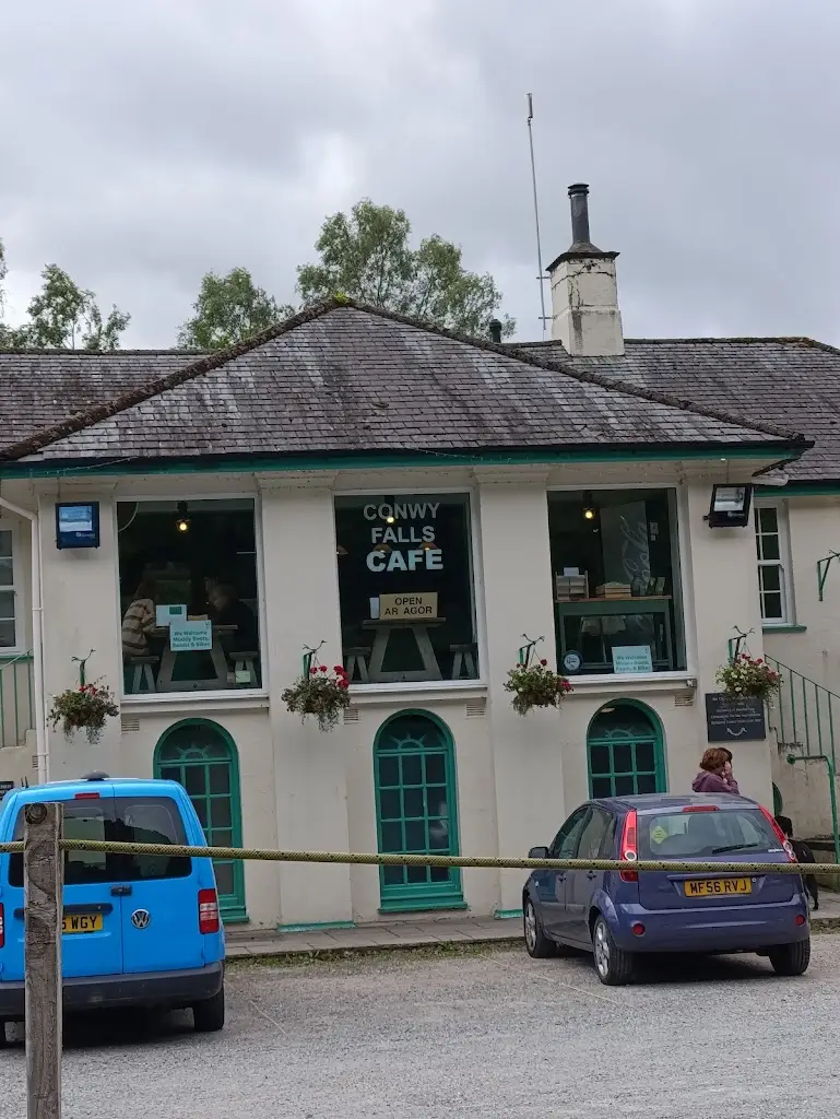Colin “Sonny” Chatten_Conwy Falls Cafe_Betws-y-Coed_review